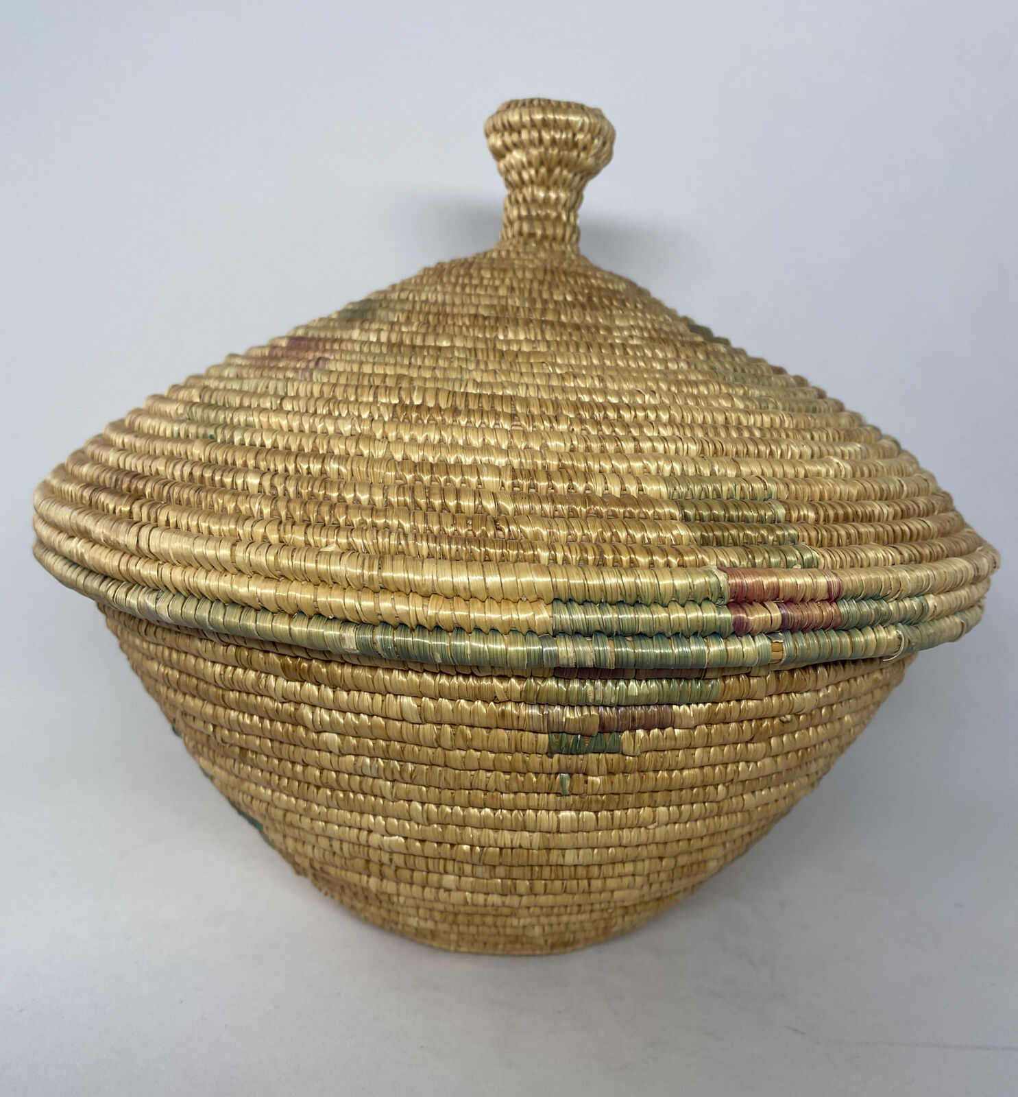 Vintage Alaskan Eskimo Inuit Coiled Woven Grass Lidded Dyed Basket 8.5”